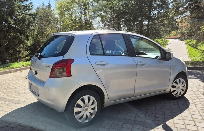 Toyota Yaris cena 11900 przebieg: 159600, rok produkcji 2008 z Gdańsk małe 11